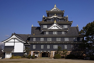 Okayama_castle01s3200[2].jpg